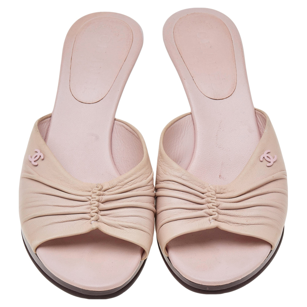 Chanel Light Pink Leather Open Toe Mule Sandals Size 39 - Picture 2 of 7